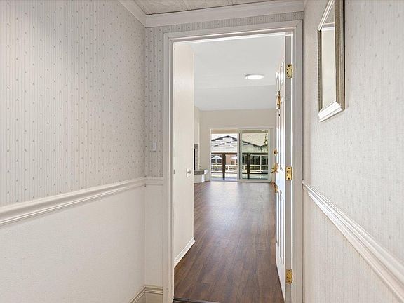 3rd image of 1664 Circa Del Lago Unit E206