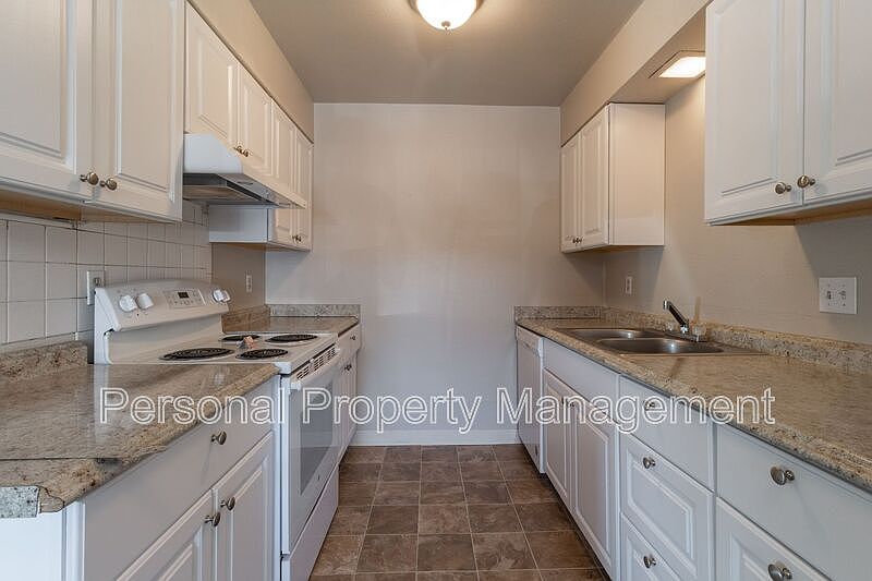 1st image of 932 NE 86th St