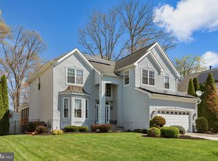 19 Creekwood Dr, Bordentown, NJ 08505