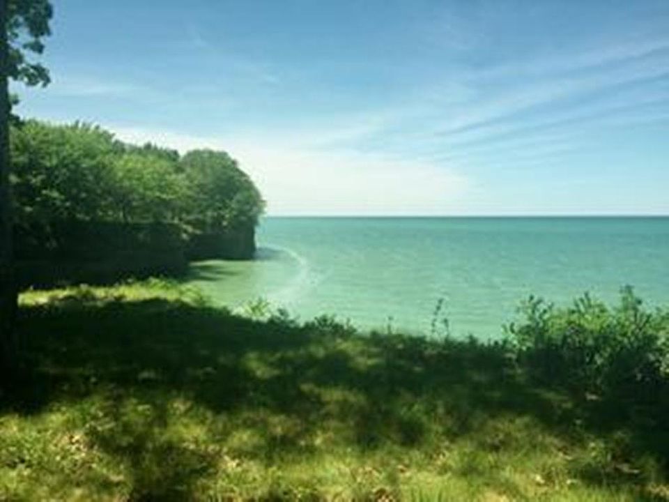 1st image of 1204 Edgewater Dr #1204
