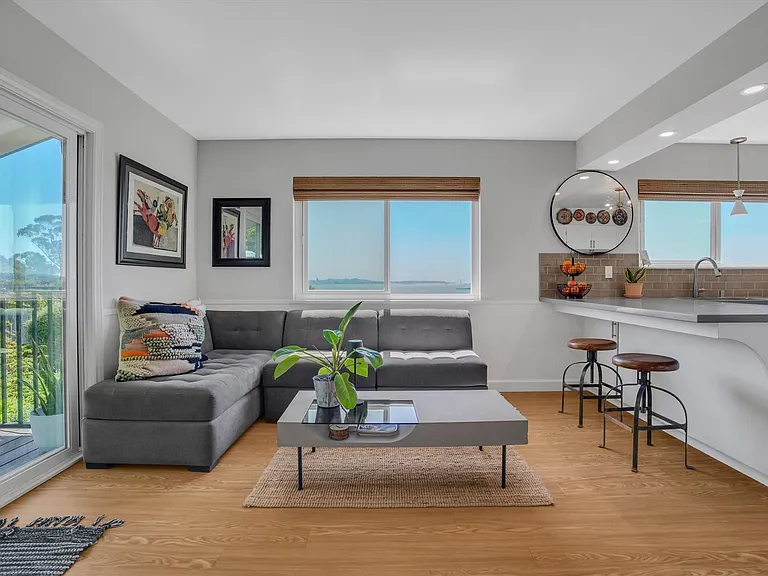 7516 Potrero Ave — Photo 8