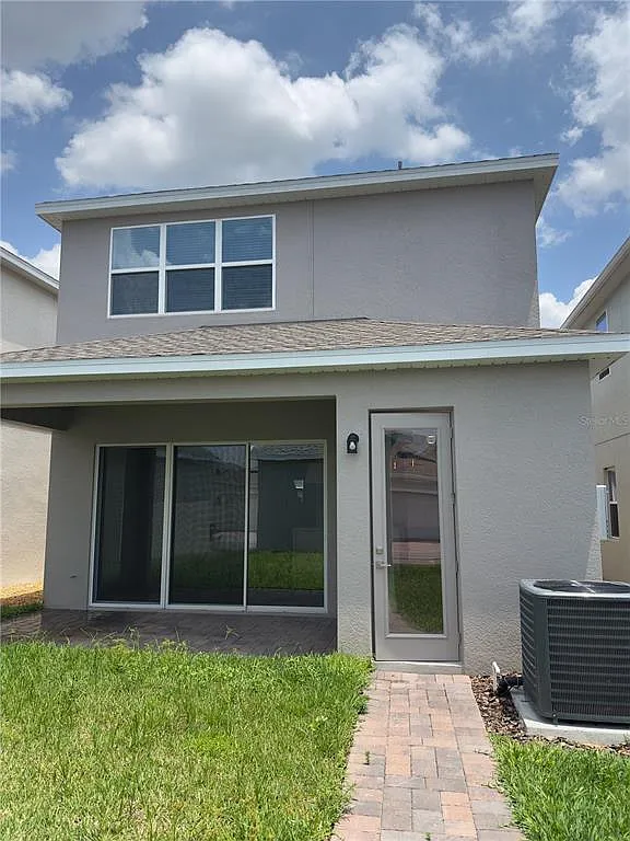 4 bed, 3.0 bath, 2148 sqft, $3,200 — Photo 2