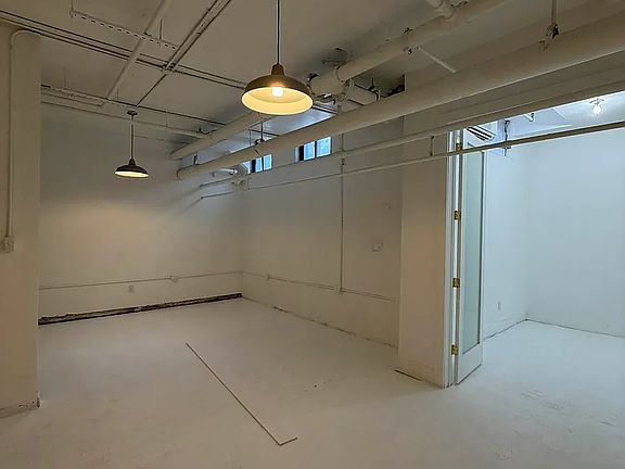 2nd image of 315 Berry St #6