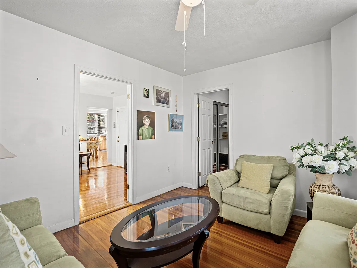 Building Photo - 95 Florida St #2
