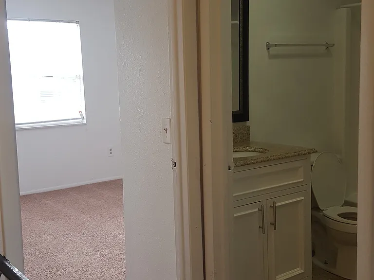 Oak Ridge Apartments — Photo 49