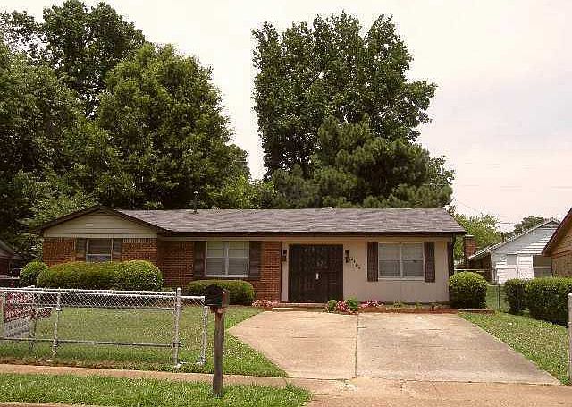 2nd image of 2196 Gayle Ave