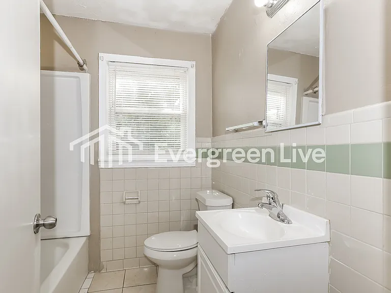 4612 Augusta St — Photo 10