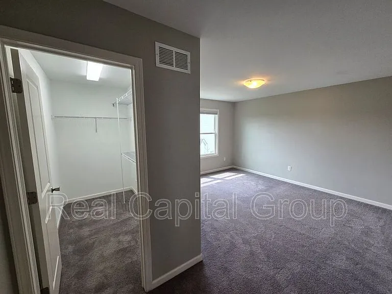 2 Old Tower Ln #C — Photo 18