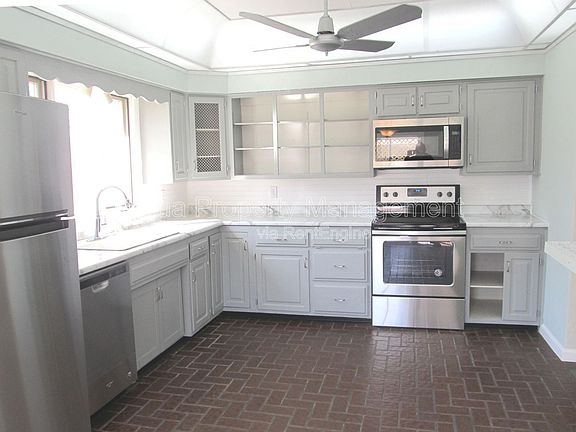 5th image of 6234 E V Ave