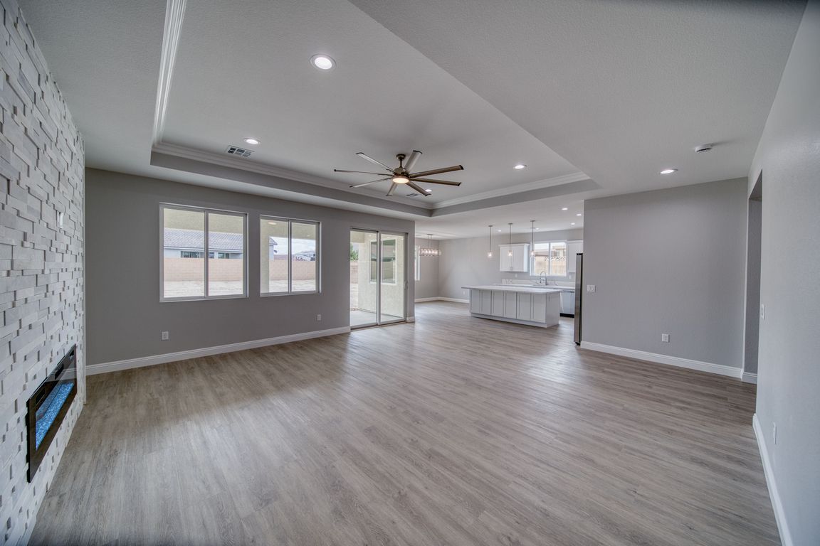 next background image