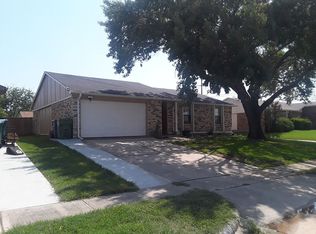 5305 Russell Dr, The Colony, TX 75056
