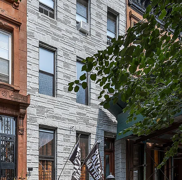 409 Madison St #2R — Photo 11
