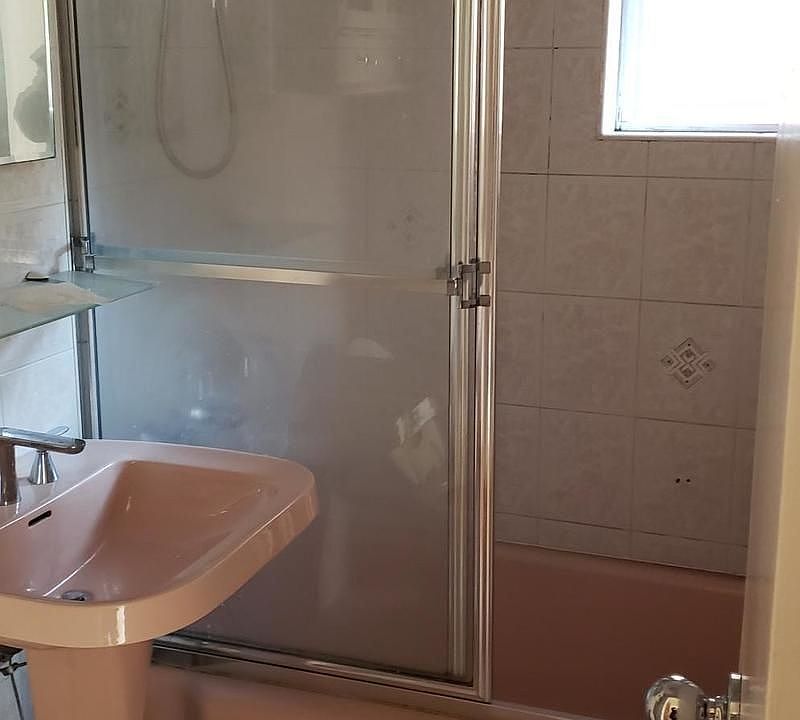 2nd image of 2727 Ocean Pkwy APT B25