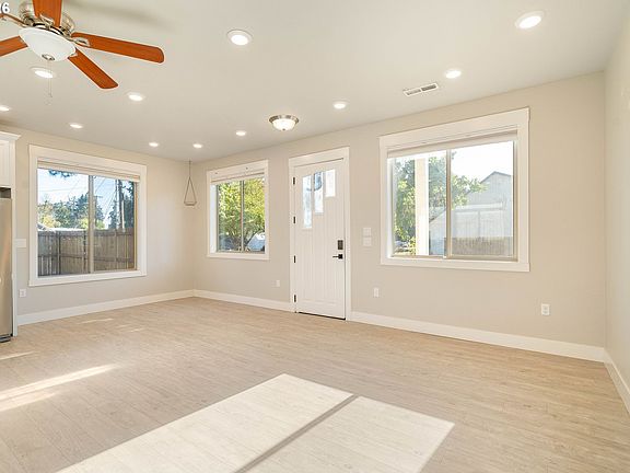 5th image of 290 Nelson Ln