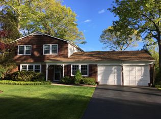 24 Whitmore Ln, Coram, NY 11727