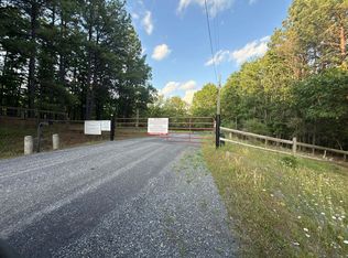 1717 Green Ridge Dr, Springfield, WV 26763