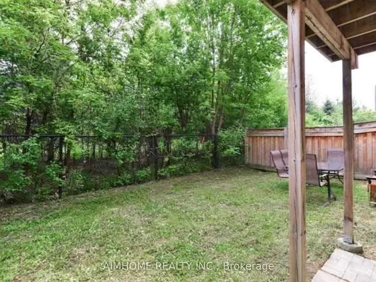 71 Dewpoint Rd #LOWER — Photo 11