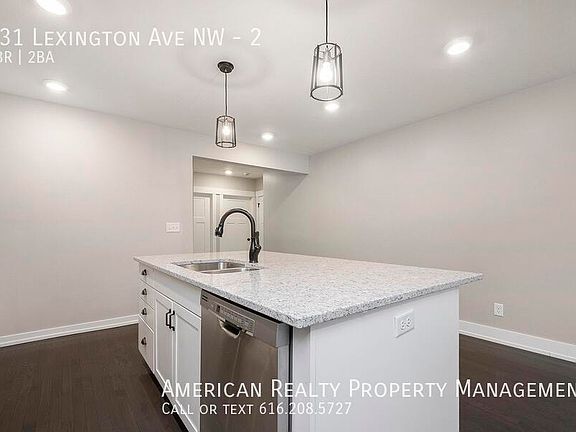 5th image of 131 Lexington Ave NW #2