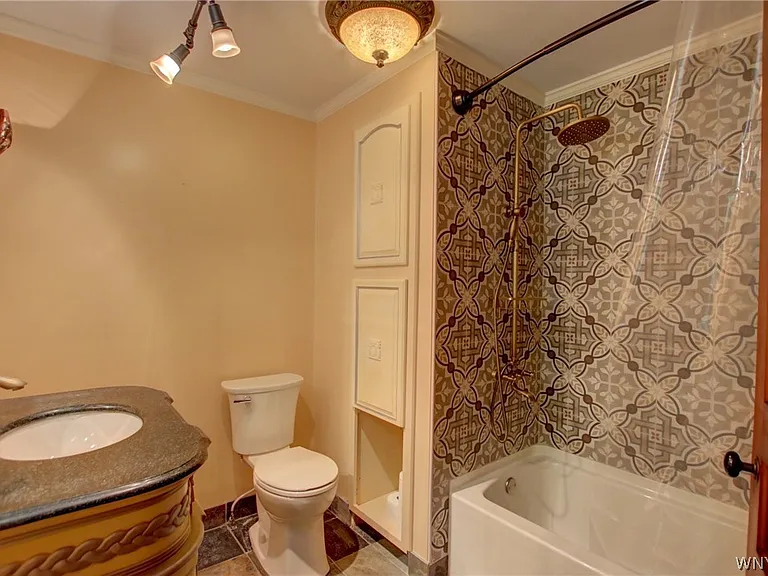 5880 Draudt Rd — Photo 35