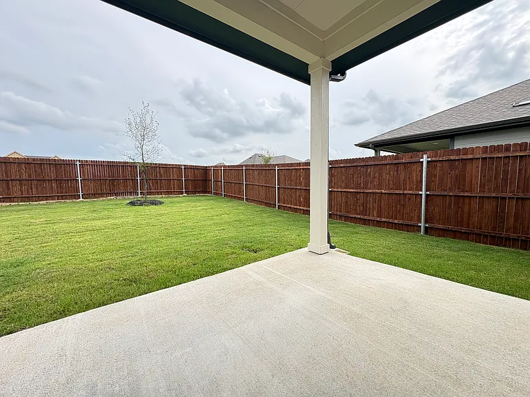 811 Orchid Way — Photo 20