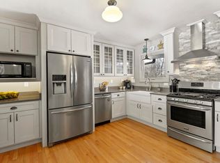 14520 W Glendale Dr, New Berlin, WI 53151