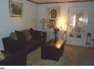 6917 Clinton Rd, Upper Darby, PA 19082