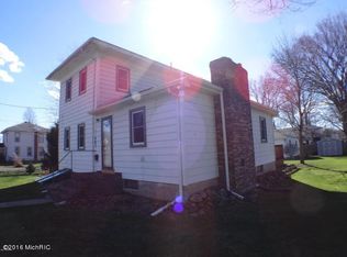 403 N Spruce St, Vicksburg, MI