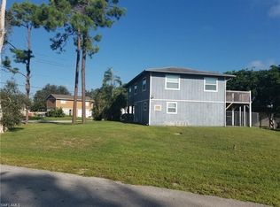 18225 Oriole Rd, Fort Myers, FL 33967