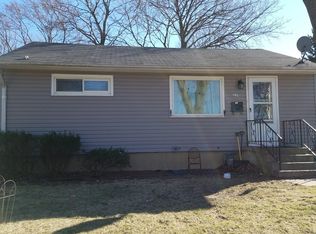 2311 Huron Ter, Waukegan, IL 60087