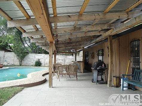 5th image of 8631 Tanbark Dr