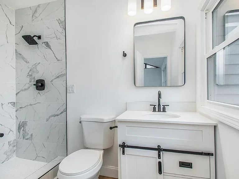 54405 Northern Ave — Photo 11