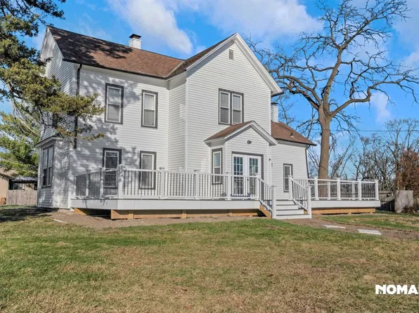 288 W Commercial Ave, Lowell, IN 46356