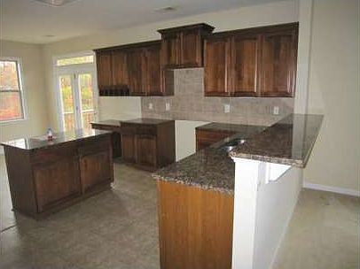 4th image of 2580 Redbud Meadow Ln