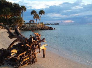 3927 Roberts Point Rd, Sarasota, FL 34242