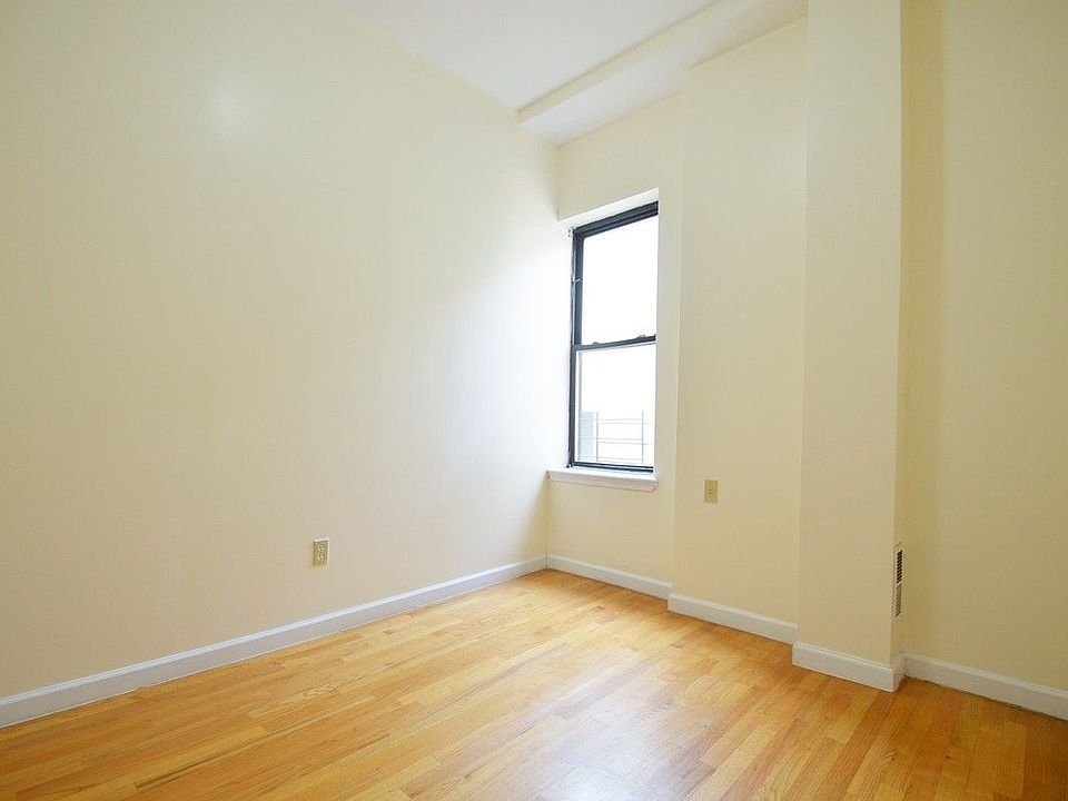 1st image of 974 St Nicholas Ave APT 5A