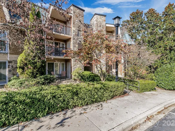 230 Bowling Park Rd, Asheville, NC 28803