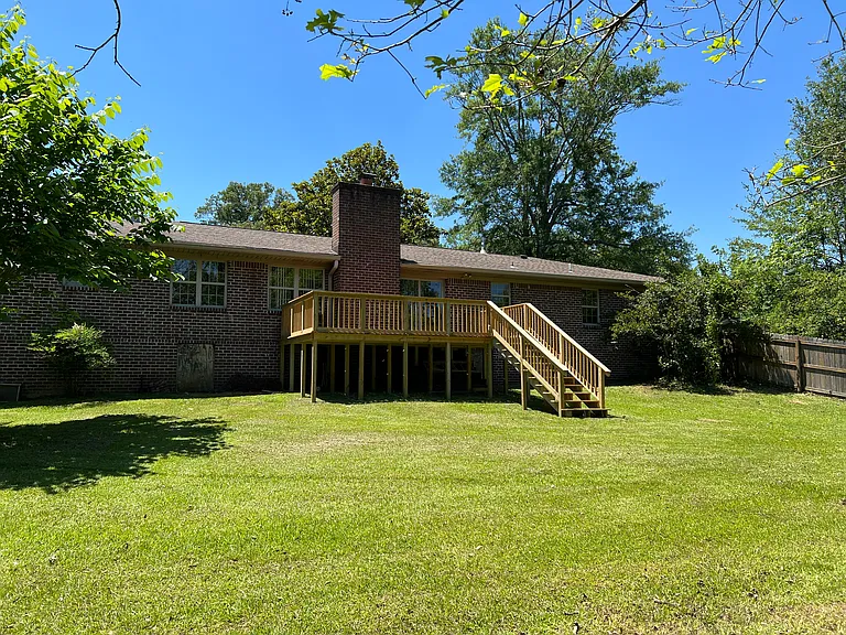 225 Kitchings Dr — Photo 20