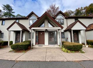 16 Northampton Ln APT 13, Plainville, CT 06062