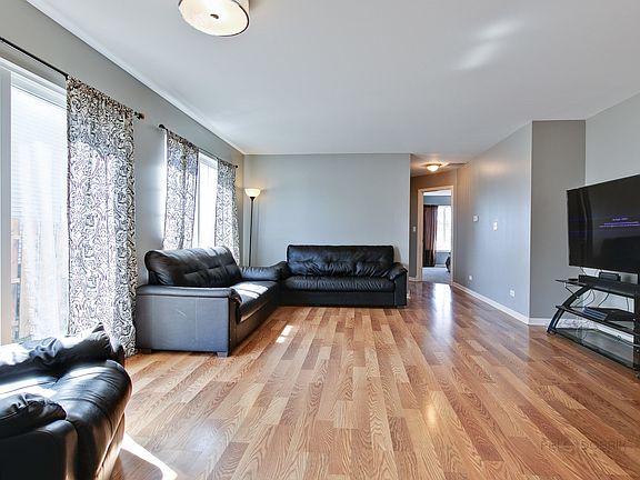 5th image of 3061 Ronan Dr