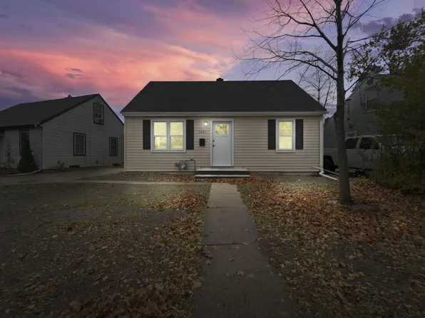 4641 West Montrose AVENUE, Milwaukee, WI 53219