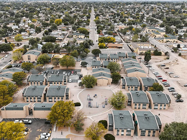 Welcome to Mesa Gardens