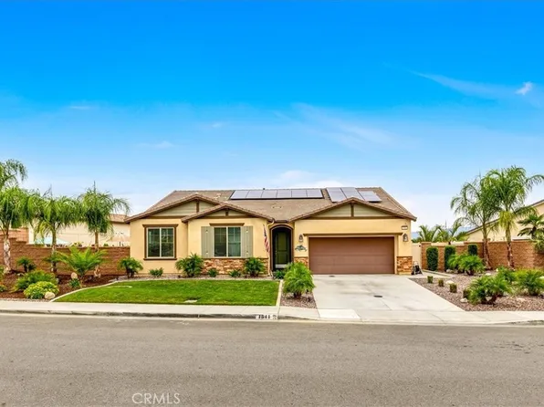1541 Yucca Ct, Calimesa, CA 92320
