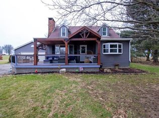 7190 N Geyers Chapel Rd, Smithville, OH 44677