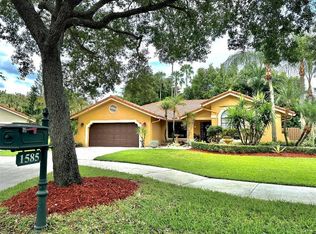 1585 Eastlake Way, Weston, FL 33326