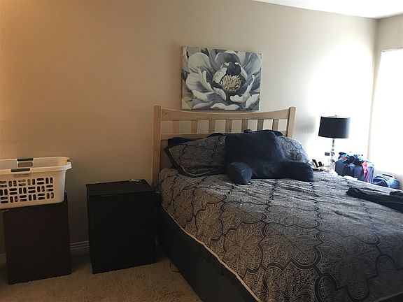 5th image of 7502 Parkway Dr #302