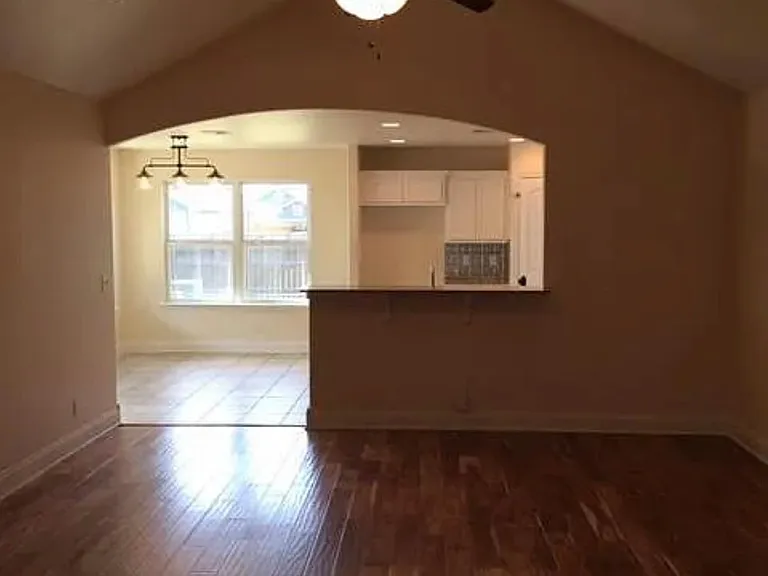 11084 N 117th East Ave — Photo 6