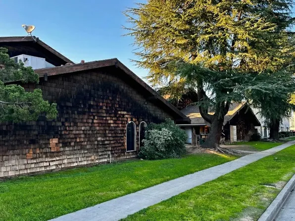 3769 N Abby St, Fresno, CA 93726