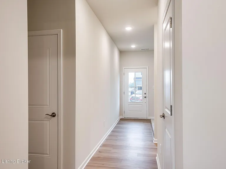16956 Aiken Ridge Cir — Photo 20