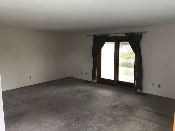 3rd image of 4203 W Kennewick Ave APT 13