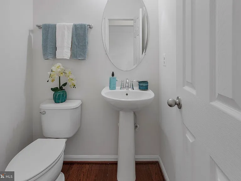 4 Cornerstone Dr — Photo 10